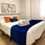 Unique Апартаменты *